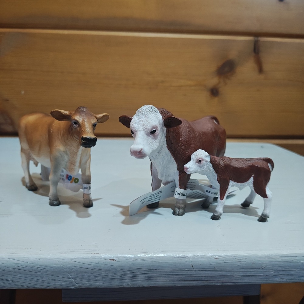 Lot of 3 Mojo Cow Figures Heredford Bull & Calf & Jersey Cow ZA1